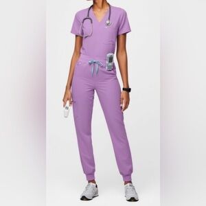 Figs Catarina Scrub Top in Lilac Dawn